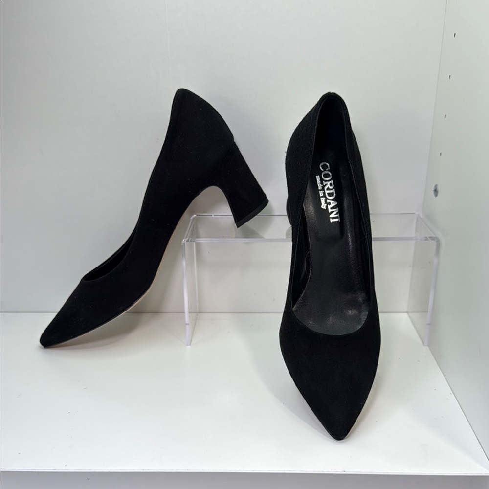 Cordani Made in Italy Black Suede Heels – Size 40 (Fits Like US 8–8.5)